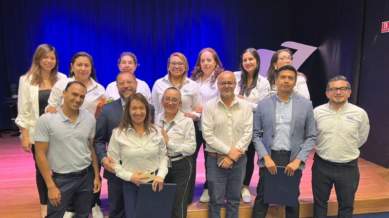 Equipo Centro de liderazgo 360 Poli
