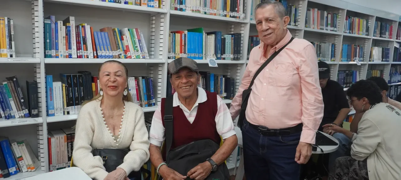 Así se vivieron los Encuentros de Poesía Express en el Poli 2025-1