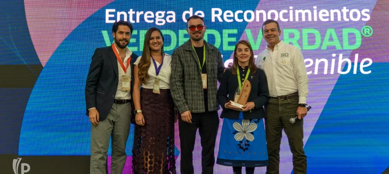 VERDE-DE-VERDAD-POLI