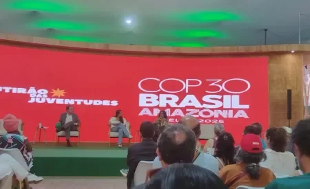 El POLI participó en la COP30 6
