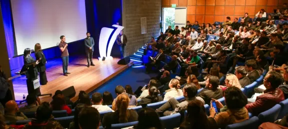 Bienvenida Nuestros Profesores POLI 2026-1